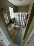 Edwards<br/>Room for rent