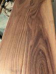 American Walnut floring<br/>American Walnut Distressed