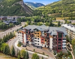 Avon<br/>2 Bedroom | 2 Bath | 1,334 sq. ft.
