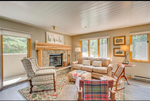 Beaver Creek<br/>Elegant 1 BD / 2 BA / 882 SF