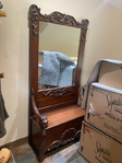 Entry Bench with mirror and storage<br/>Entry Bench