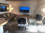 Aspen<br/>Penthouse 2/2, Excellent location & Views, Garage. Elevator. Fireplace.  Long Term or Winter 2026-7. Washer/Dryer. Hot Tub.
