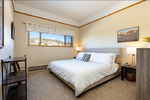 LAKE DILLON, CO<br/>Stunning Dillon Lakefront 2bed / 2ba Top Level Condo