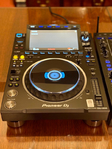 Pioneer Full DJ Setup<br/>2xCDJ-3000's Turntables
1xDJM-A9 Bluetooth Mixer