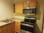 Eagle<br/>Beautiful 2 bedroom/1 bath lock-off with private entrance, private fenced yard, private laundry and off-street parking.