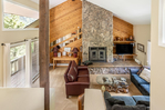 East Vail<br/>5 BD | 3 BA | 2,333 SF