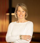 Vail Village<br/>2-3 BD | 2-3 BA | 1200-1500 SF